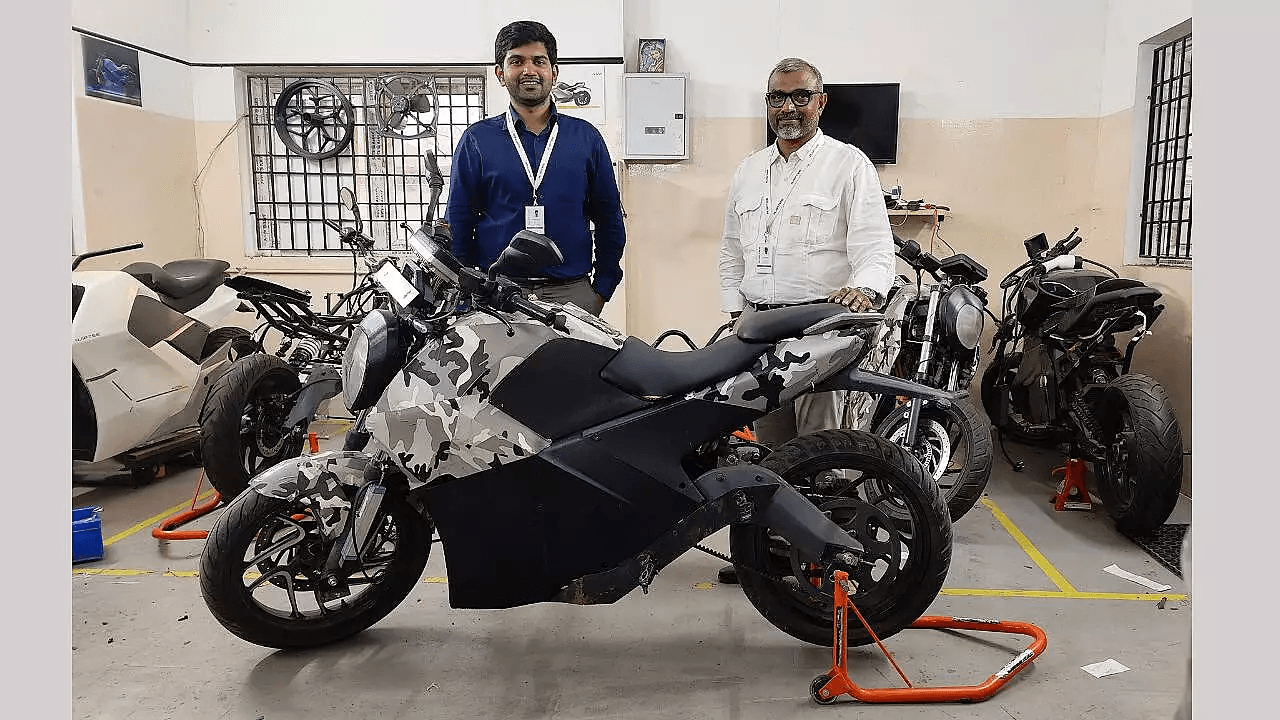 Article on Raptee.HV and its founders appears in Mobility Outlook
